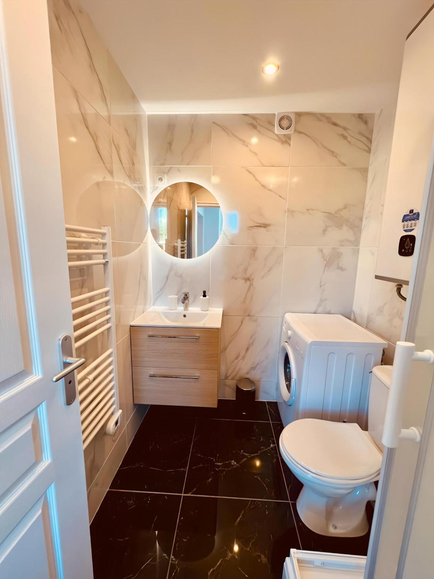 Le Golden Garden - Home Homy Montluçon Zewnętrze zdjęcie